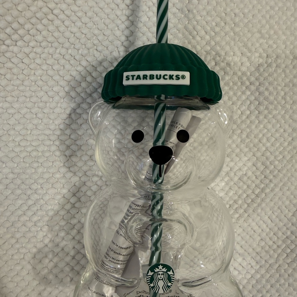 Starbucks viral teddy cup - Picture 2 of 4